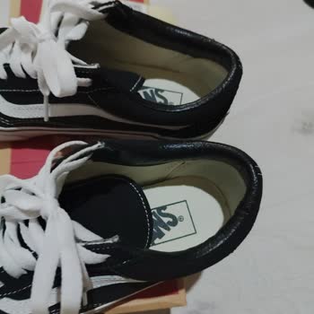 Trendyol'dan Aldığım Vans Ayakkabının Arka Kısmındaki Marka Amblemi Soyuldu