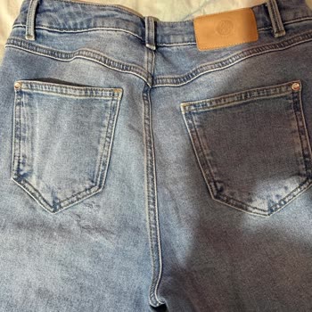 Bir Günde Yırtılan Pantolon İçin Değişim Talebim Reddedildi