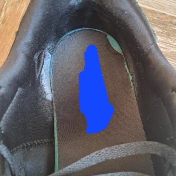 Kısa Sürede Deforme Olan Ayakkabıya Mağazadan Çözüm Bulunamadı