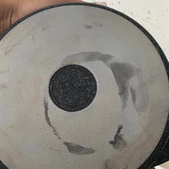 Çeyiz Setindeki Tabak Ve Tencerelerde Erken Bozulma Ve Mağaza İlgisizliği