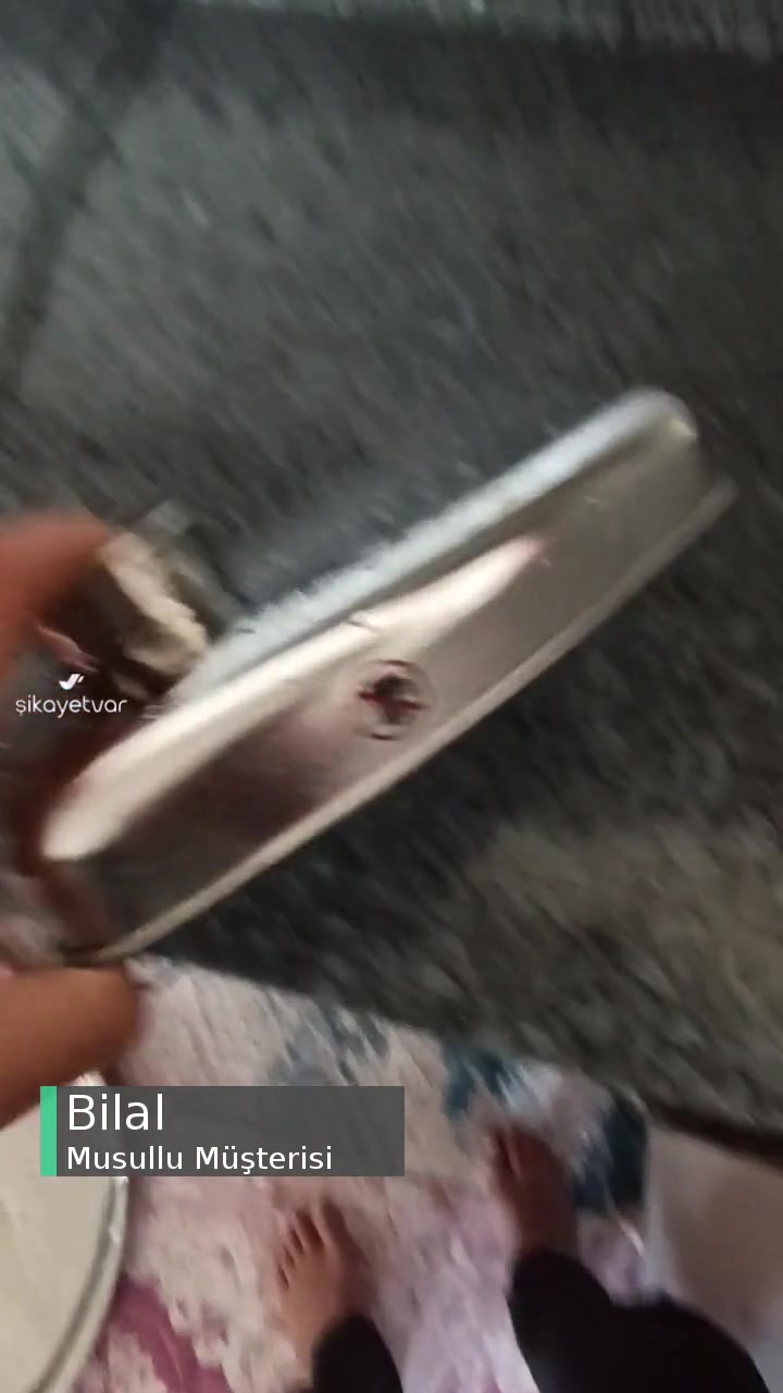 Musullu Kıyma Makinesi Tepsi Bölümü Birbirinden Ayrıldı videonun kapak resmi