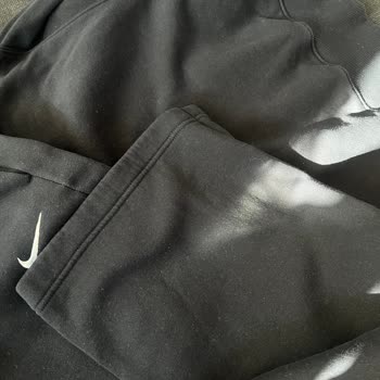 Nike Phoenix Fleece Eşofman Takımı Hızla Soldu Ve Tüylenme Yaptı, Para İadesi Talebim Karşılanmadı