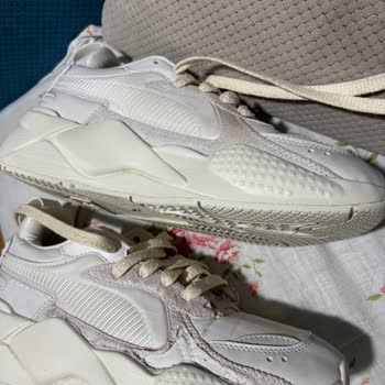 Ayakkabıda Tek Taraflı Hasar Ve Müşteri Hizmetlerinden Yanıtsızlık