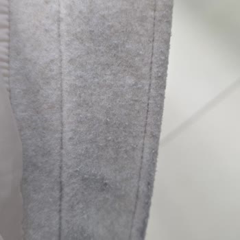 Yeni Alınan Ceketin İlk Yıkamada Tiftiklenip Renginin Bozulması Mağdur Etti