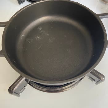 Az Kullanımda Soyulan Tencere Hayal Kırıklığı Yarattı