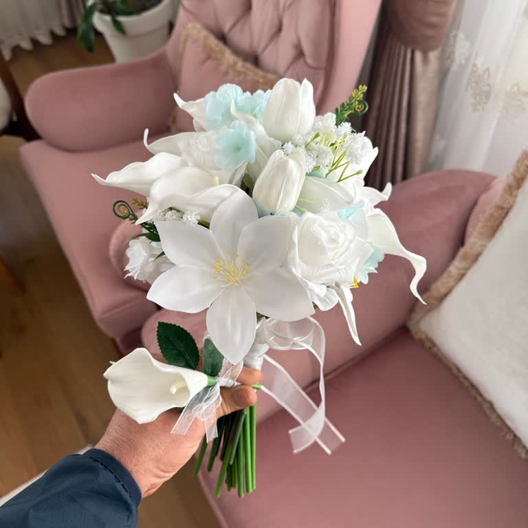 Sipariş Ettiğim Gelin Buketi Hayal Kırıklığı Yarattı, Satıcıya Ulaşamıyorum