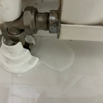 Notarad Panel Radyatörlerde Sürekli Patlama Ve Uzayan Tamir Süreleri Nedeniyle Mağduriyet