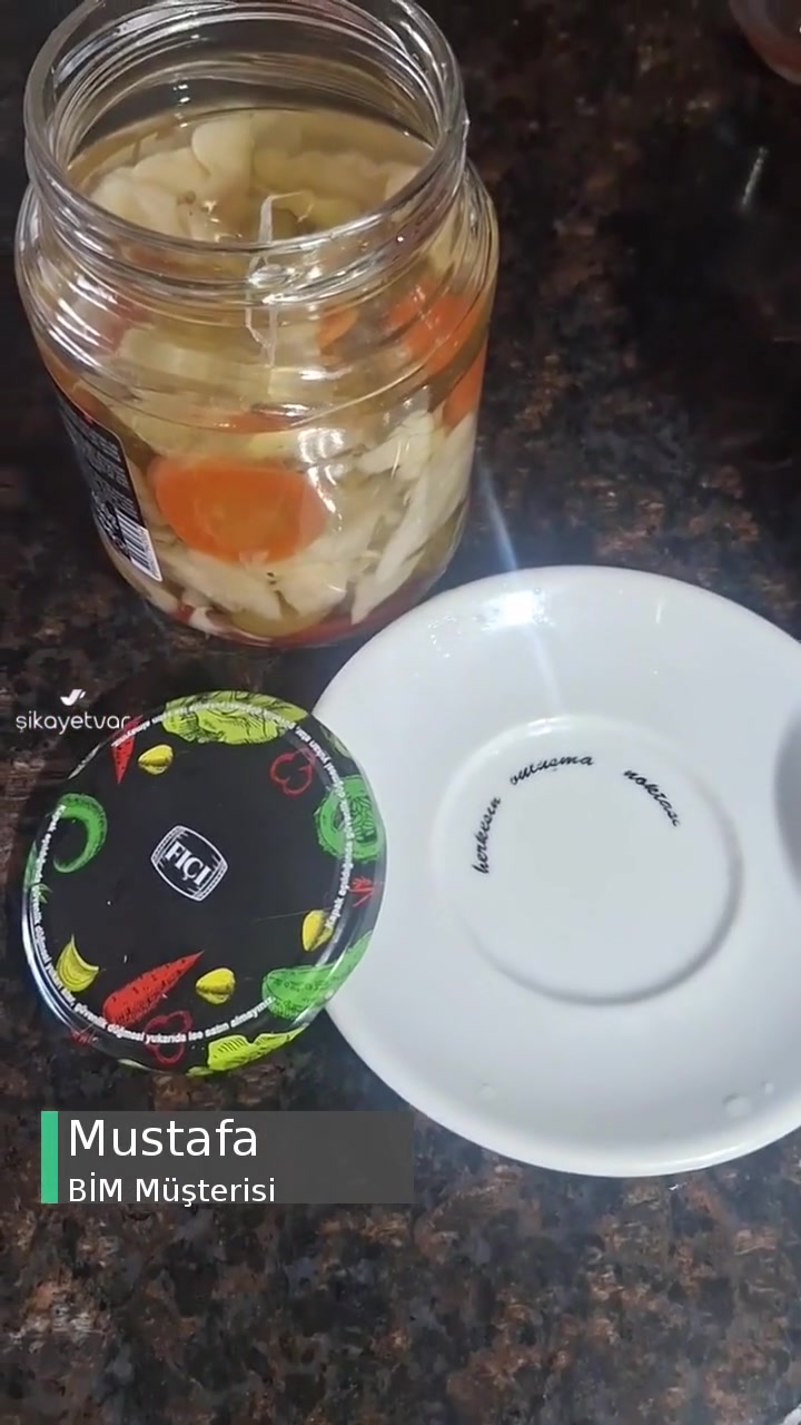 BİM Satılan Fıçı Marka Turşuda Naylon videonun kapak resmi