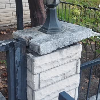 Elektrik Direği Değişimi Sırasında Evimizin Duvarı Ve Altyapısı Zarar Gördü