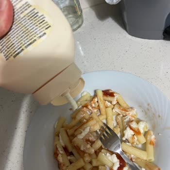 Tukaş Mayonez Ürününde Son Kullanma Tarihine Rağmen Bozulma Ve Para İadesi Talebi