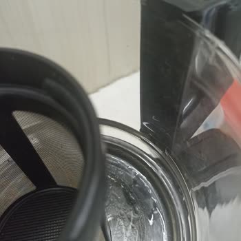 Arzum Teablend Çay Makinesinde Dökülme Ve Gevşeyen Kulplar Nedeniyle Memnuniyetsizlik