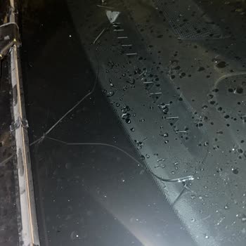 Forum İstanbul AVM Otoparkta Aracım Zarar Gördü Güvenlik Önlemleri Yetersiz