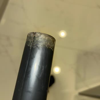 Elektrikli Süpürge Borusunda Paslanma Ve Servis Ücretinden Memnuniyetsizlik