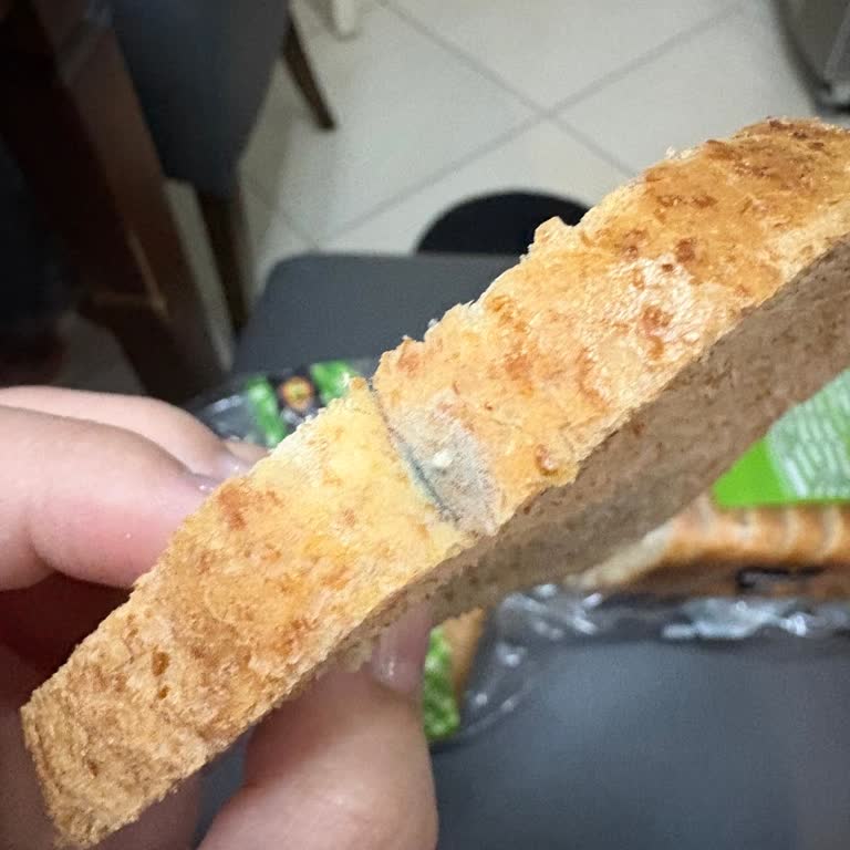 Küflü Ekmek Teslimatı Ve Müşteri Hizmetlerinden Dönüş Alamadım