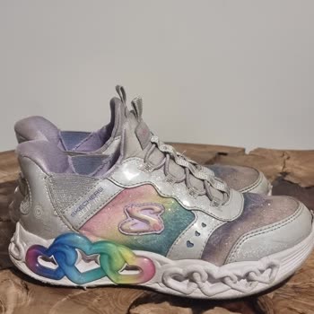 Skechers Çocuk Ayakkabısı Kısa Sürede Yıprandı Garanti Reddedildi