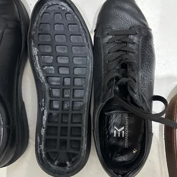 Erhan Korkmaz Shoes Aldığım Spor Ayakkabıda Üretim Hatası Ve Yetersiz Müşteri Desteği