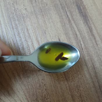 Aldığım Şurubun İçinde Parçacıklar Ve Tadında Değişiklik Var, Kızımda Ağız Yarası Oluştu