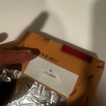 Aldığım Nestle Çikolatada Beyazlaşma Ve Boşluklar Çıktı, Çözüm Bekliyorum