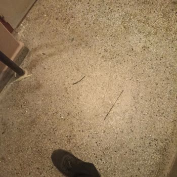 TurkNet Altyapı Çalışması Sonrası Bırakılan Çöpler Ve Güvenlik Riski