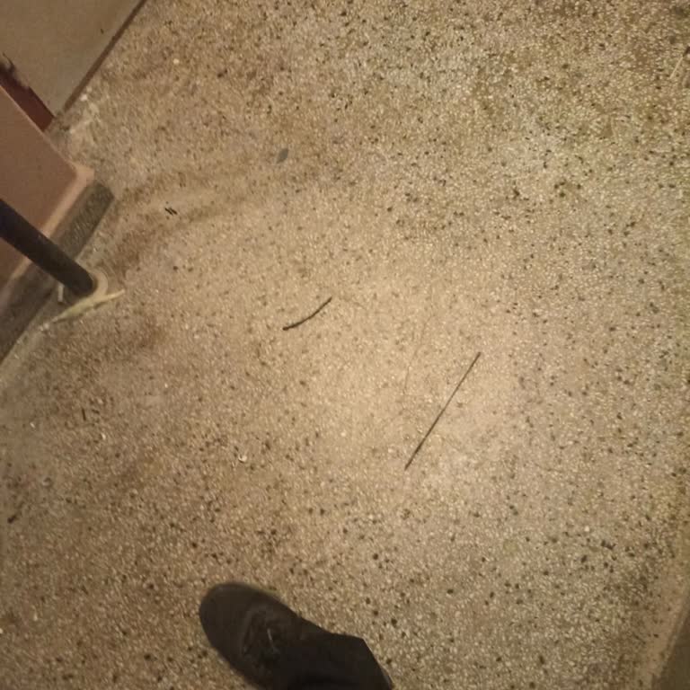 TurkNet Altyapı Çalışması Sonrası Bırakılan Çöpler Ve Güvenlik Riski