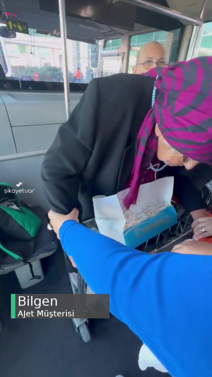 Ajet Yaşlı Kadına Tekerlekli Sandalye Verilmedi videonun kapak resmi