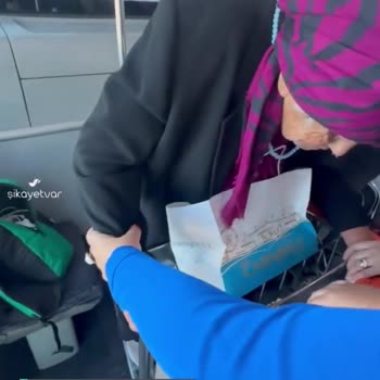 Ajet Yaşlı Kadına Tekerlekli Sandalye Verilmedi