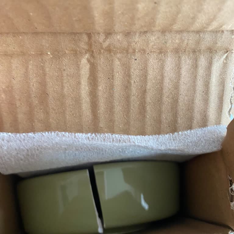 Kırık Gelen Kahvaltı Seti İçin Yetersiz Çözüm Ve Mağduriyet