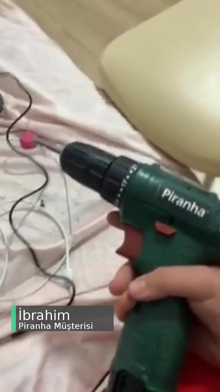 Piranha Matkap Bozuk! videonun kapak resmi