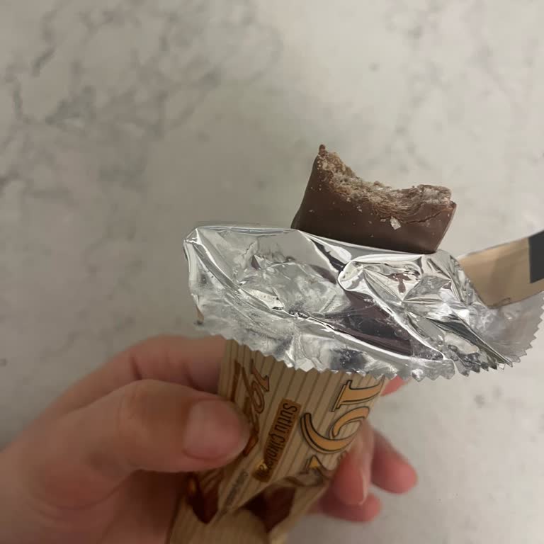 Aldığım Nestle 1927 Gofret Bayat Ve Bozuk Çıktı!