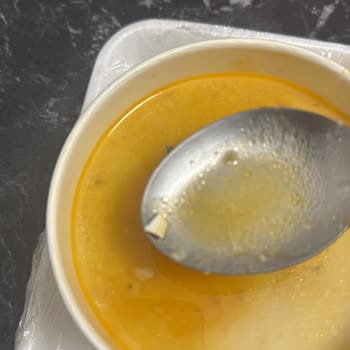 Çorbanın İçinden Kurtçuk Çıktı Diğer Ürünler De Hijyenik Değildi İade Süreci Yetersiz Kaldı