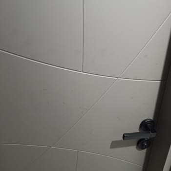 Variodor Kapılarda Geçmeyen El Ve Su İzleri Sorunu