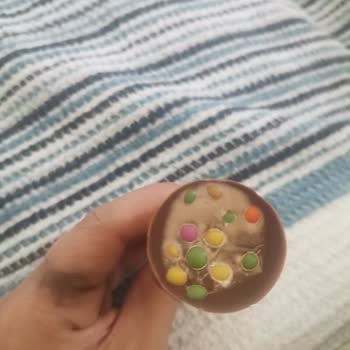 Aldığım Çikolatalar Küflü Çıktı, Mağaza Çözüm Sunmadı Mağdur Oldum