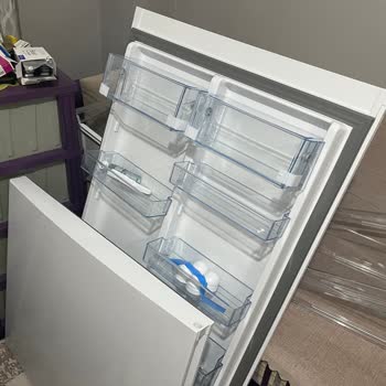 Sıfır Buzdolabı Parçalanarak Teslim Edildi Mağduriyetim Giderilmiyor