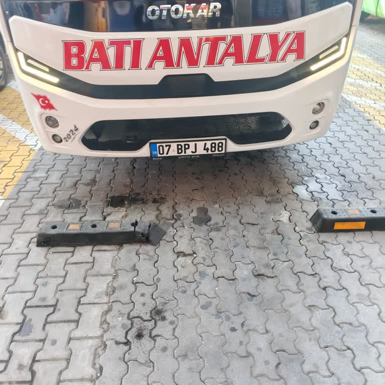 Batı Antalya Otobüsünde Gecikme, Kaba Davranış Ve Ödeme Sorunları
