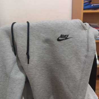 Nike Eşofman Altı Logosu Kısa Sürede Söküldü Değişim Talebim Var