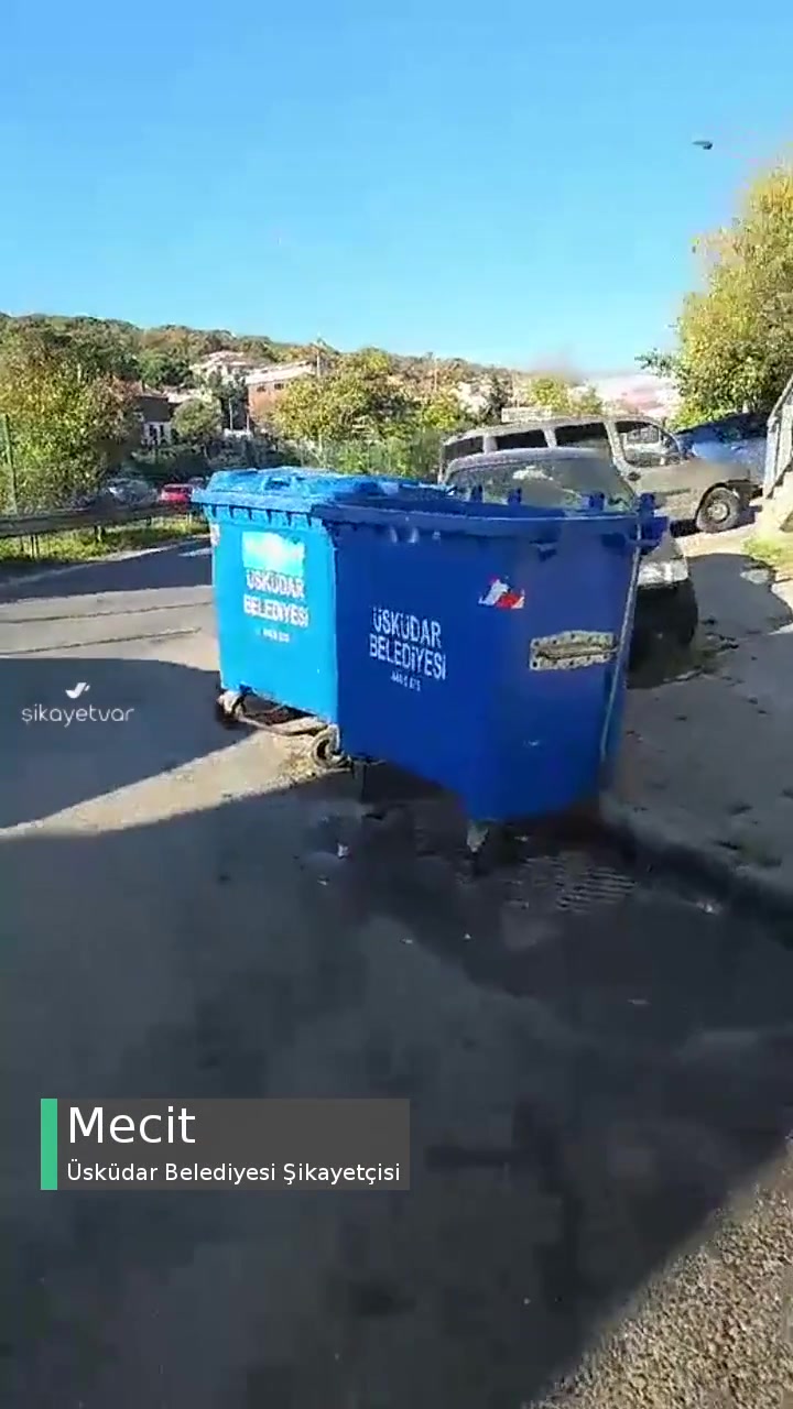 Üsküdar Belediyesi Çöp Arabası Konteynırların Hepsini Boşaltmıyor videonun kapak resmi