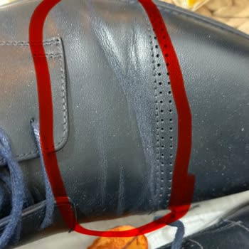 Az Kullanımla Deforme Olan Ayakkabıya İlgisiz Müşteri Hizmeti