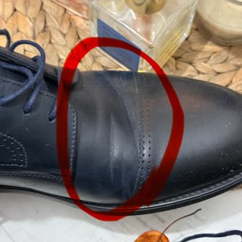 Az Kullanımla Deforme Olan Ayakkabıya İlgisiz Müşteri Hizmeti