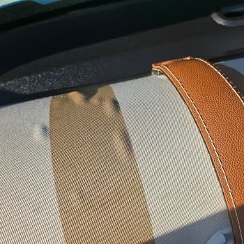 Gürses Oto (İstanbul) Sıfır Araçta Yağmur Sonrası Konsol Kumaşı Büzüşme Sorunu Çözülmüyor