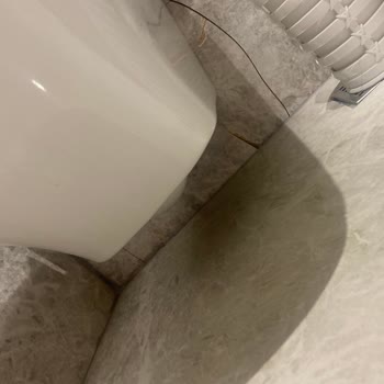 Bakyapı'nın İlgisizliği Ve Kalitesiz İşçilik Mağduriyeti