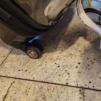 Ajet Bagajımın Tekerleği Koptu, Yetersiz Tazminat Teklifi