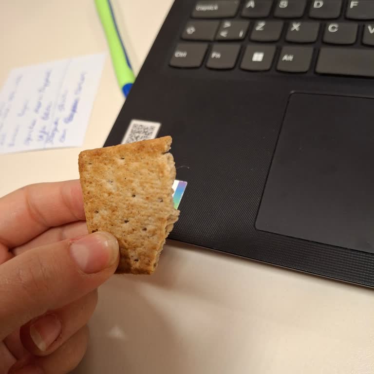 Bisküvi İçinde Kıl Buldum Hijyen Endişesi Yaşıyorum