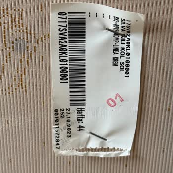 Garanti Kapsamındaki Koltuk Ayağı Kırıldı, Ücret Talep Ediliyor