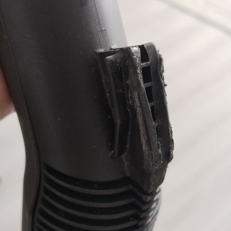 Süpürge Başlığındaki Plastik Parçanın Hızla Aşınması Ve Garanti Sorunu