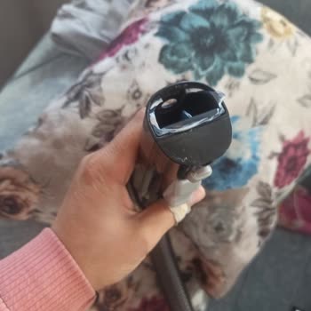 Kiwi Halı Yıkama Makinesinin Başlık Ve Ara Borusu Kırıldı Yedek Parça Bulunamıyor