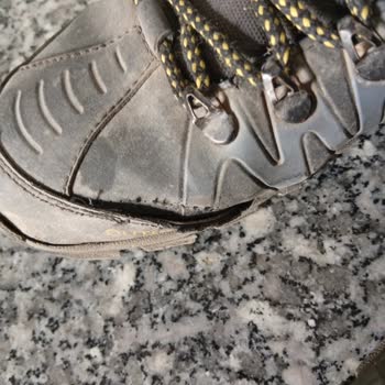 Garantili Bot Kısa Sürede Yırtıldı, Değişim Talebim Reddedildi