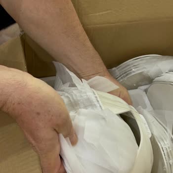 Kırık Ürün Değişimi İki Aydır Gecikiyor, Mağduriyetim Giderilmiyor