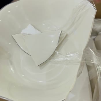 Kırık Ürün Değişimi İki Aydır Gecikiyor, Mağduriyetim Giderilmiyor