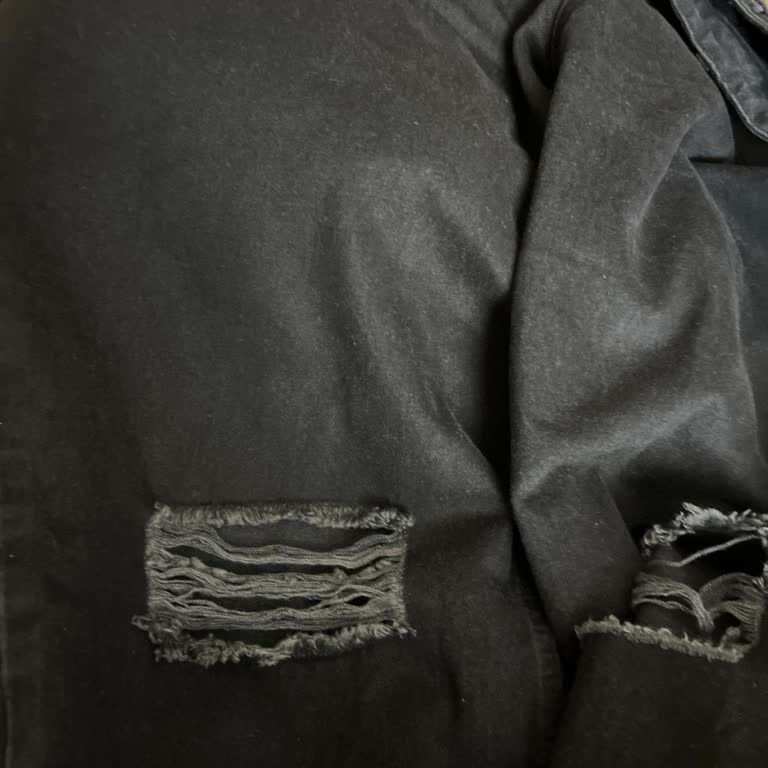 Renk Akıtan Pantolon Beyaz Çantamı Mahvetti, Hızlı Çözüm Bekliyorum