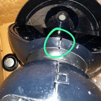 Yurtiçi Kargo Taşıma Sırasında Zarar Görmüş Ve Kırık Şekilde Geri Elime Ulaştı